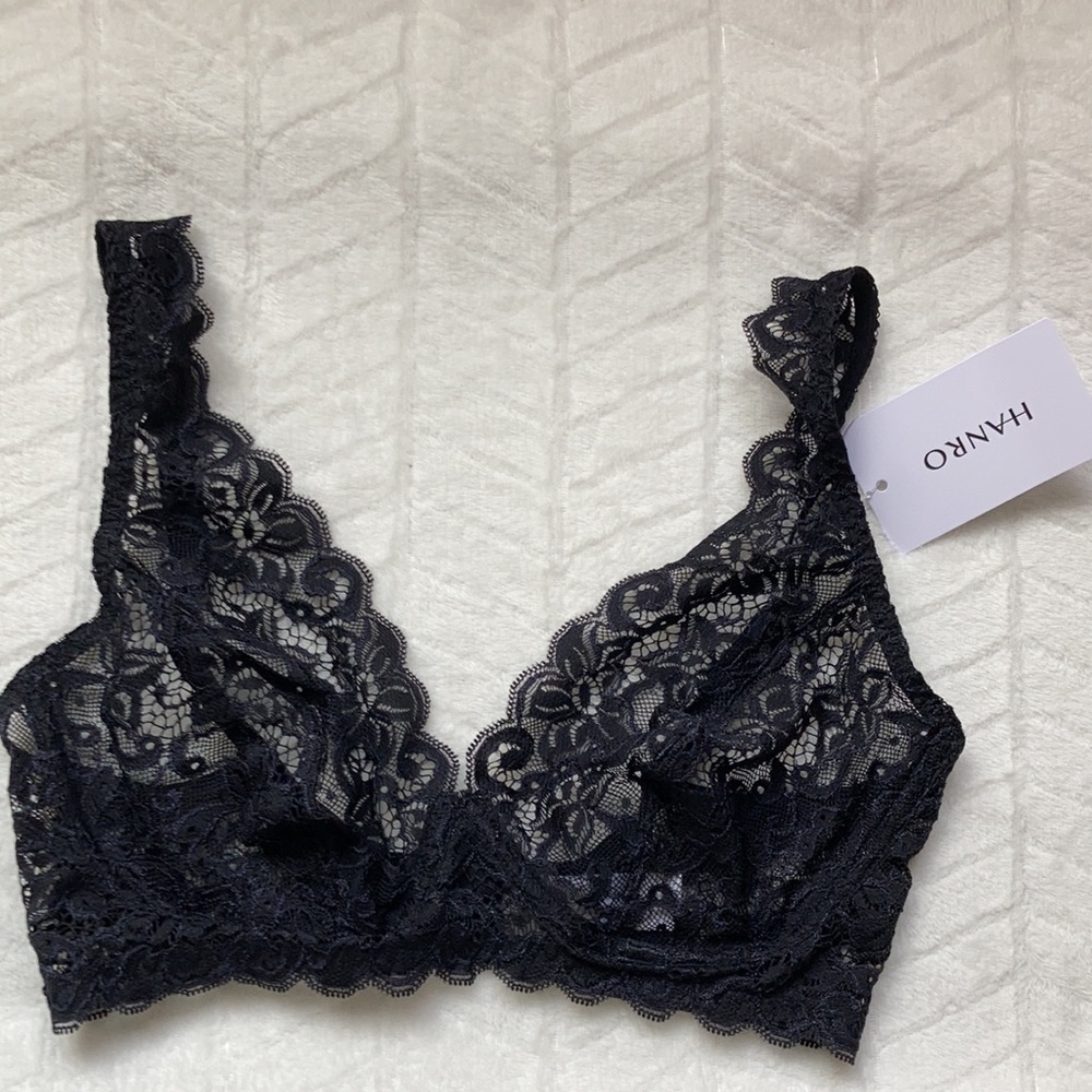 HANRO Luxury Moments All Lace Soft Cup Bra - Picture 5 of 16